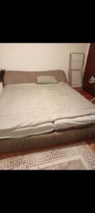 Poklanjam francuski ležaj